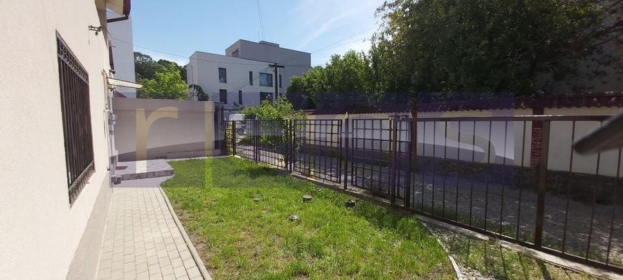 Casă individuală cu 4 camere cu Canalizare în Băneasa