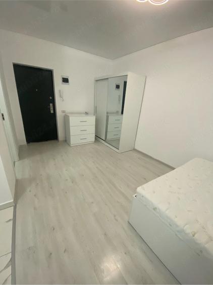 Garsonieră decomandată în Chiajna