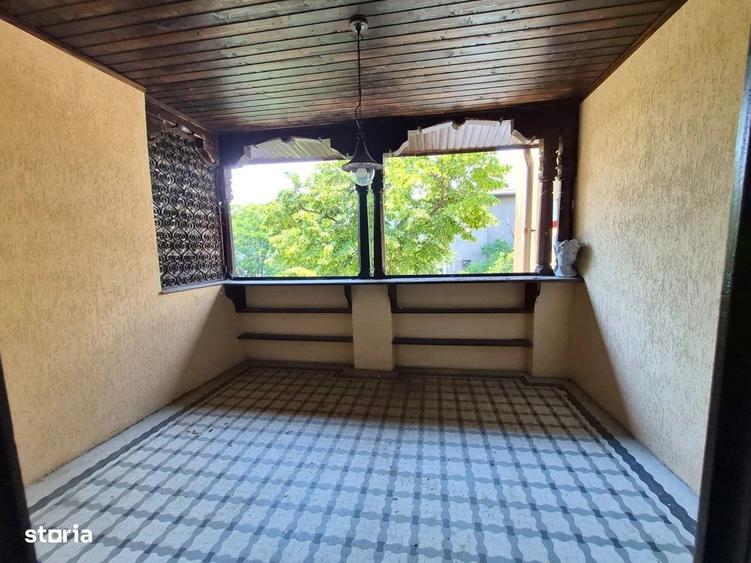Apartament cu 4 camere decomandat în Aviatorilor