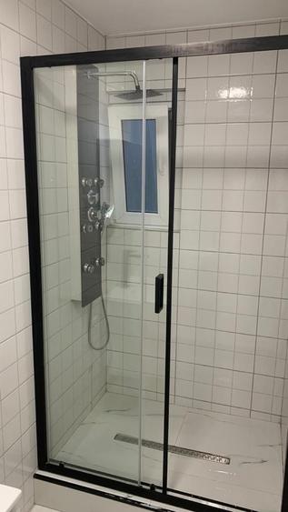Garsonieră decomandată în Astra