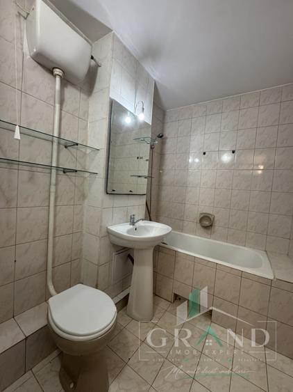 Apartament cu 4 camere decomandat, mobilat în Mănăștur