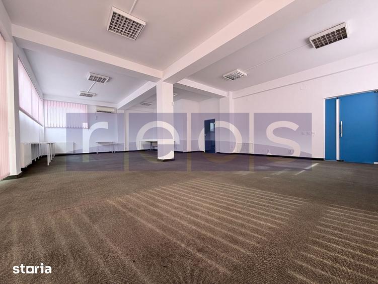 Spațiu comercial, de 212 mp, în Central