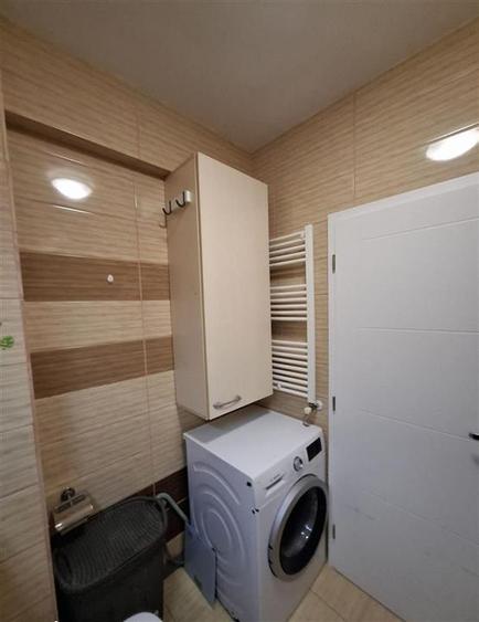 Apartament cu 3 camere decomandat în Tătărași