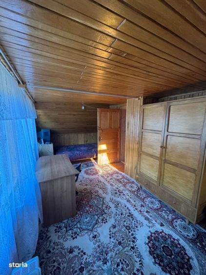 Casă cu 4 camere în Valea Neagră