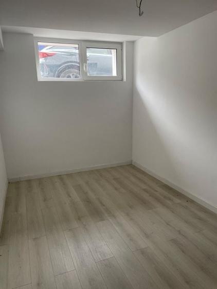 Apartament cu 2 camere semidecomandat în Viilor
