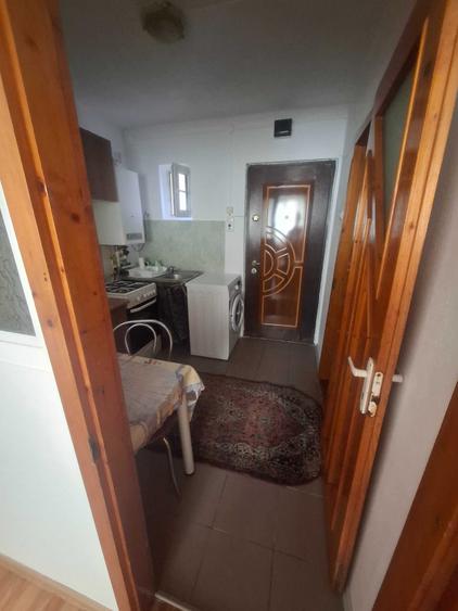 Garsonieră decomandată în Exterior Vest