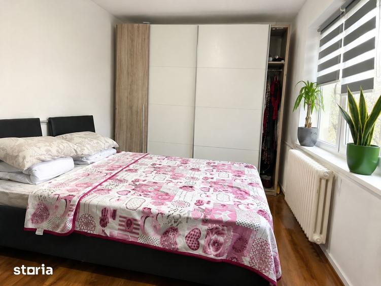 Apartament cu 2 camere semidecomandat, mobilat în Est