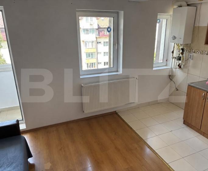 Apartament cu 3 camere decomandat, mobilat în Gării