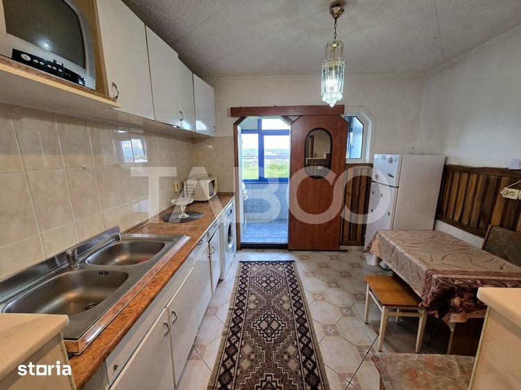 Apartament cu 2 camere decomandat în Vasile Aaron