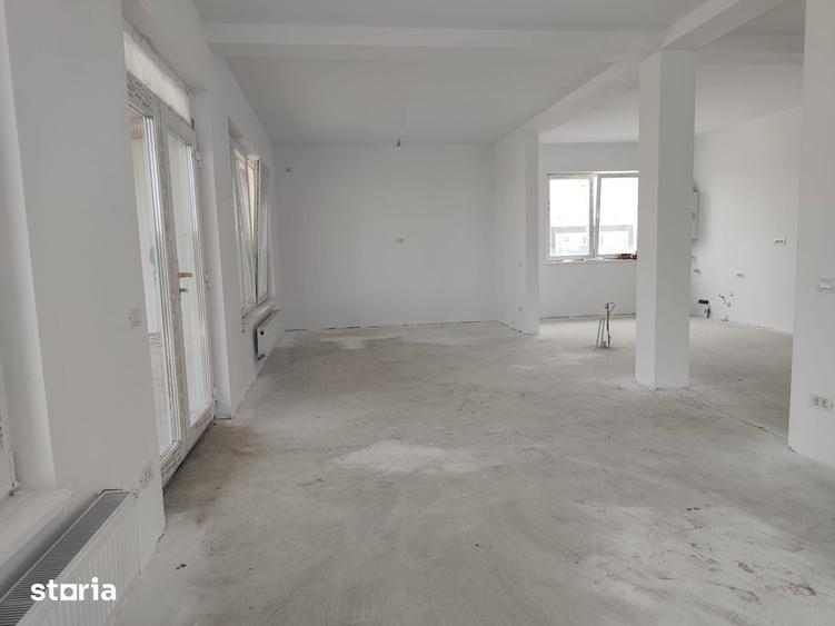 Casă cu 3 camere cu Teren 500 Mp în Tărtășești