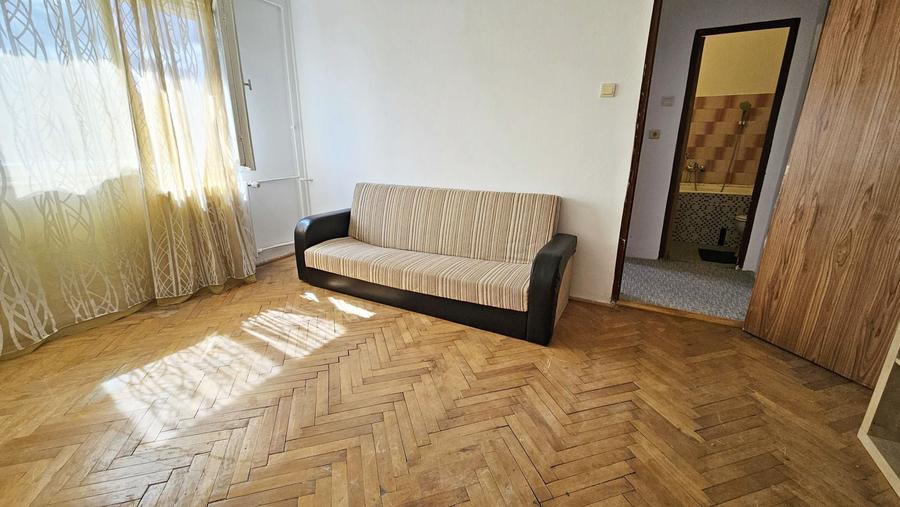 Apartament cu 2 camere semidecomandat în Astra