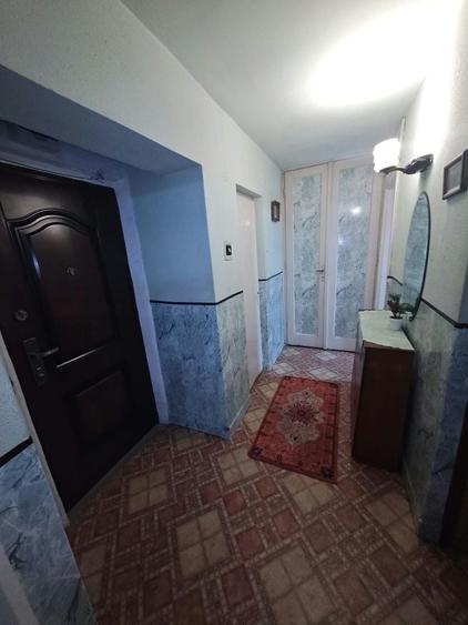 Apartament cu 2 camere semidecomandat în Exterior Vest