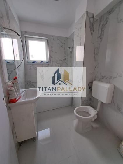 Apartament cu 3 camere decomandat în Theodor Pallady