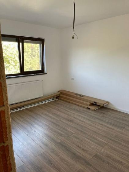 Apartament cu 4 camere decomandat în Calea Urseni