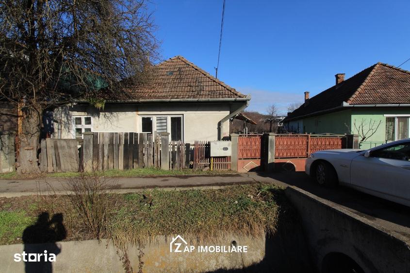 Casă cu 3 camere cu Teren 933 Mp în Unirii