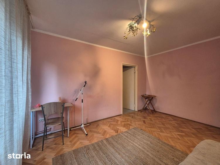 Apartament cu 2 camere semidecomandat în Calea București