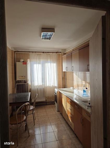 Apartament cu 2 camere decomandat în Micro 11