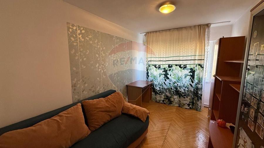 Apartament cu 4 camere de vânzare și boxă 12 mp zonă Ultracentrală - 4