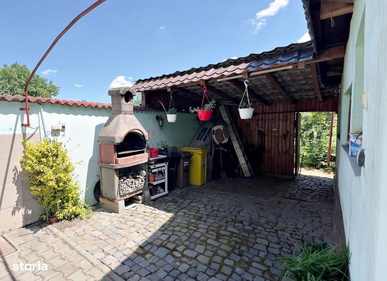 Casă cu 4 camere în Ultracentral