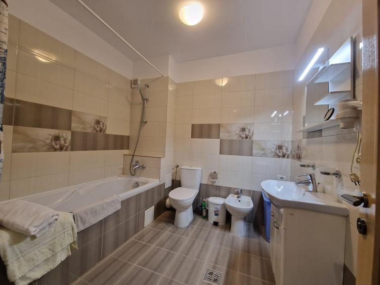 Apartament vedere frontala la lac termen lung - 12
