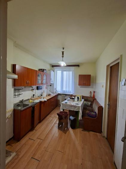 Apartament cu 4 camere în Central