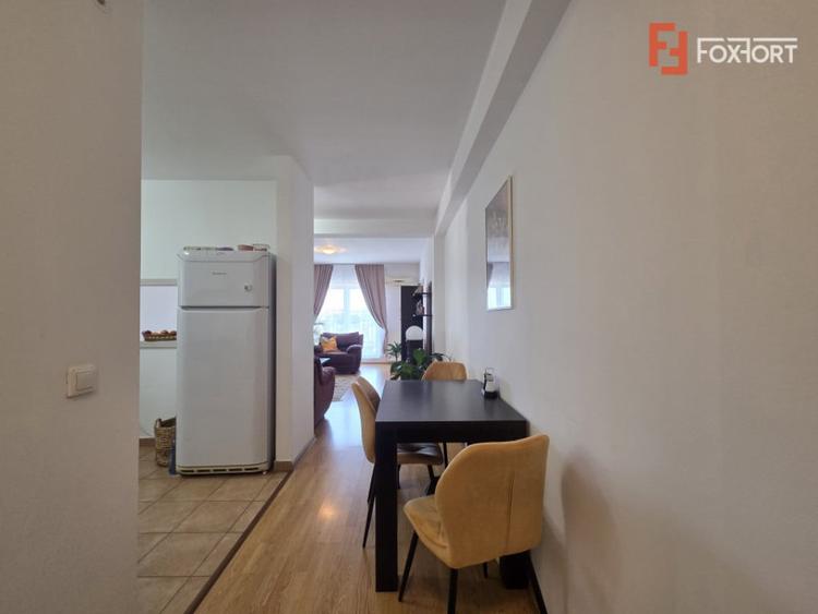Apartament cu 2 camere decomandat în Subcetate