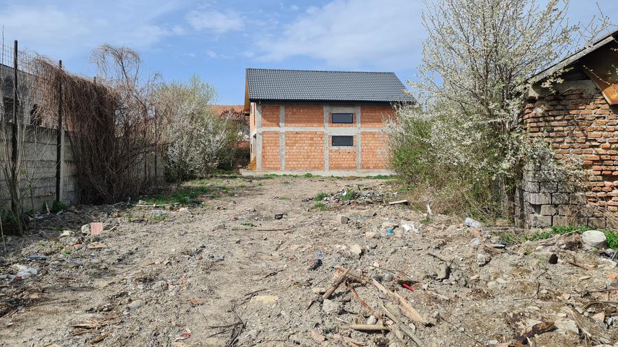 Teren Construcții intravilan de 800 mp, în Lunca Calnicului