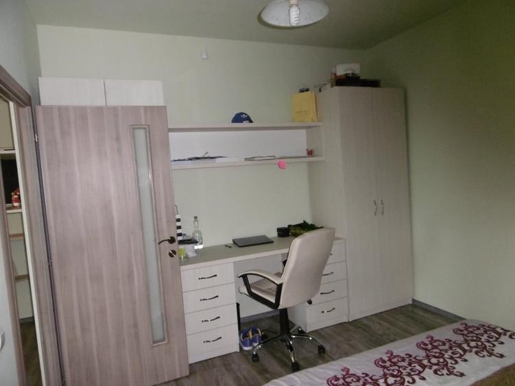 Apartament cu 3 camere decomandat, mobilat în UTA