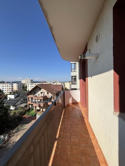 Inchiriez apartament cu 2 camere - Gavana 3 | vis-a-vis de Biserica Sfantul Dumitru - 1