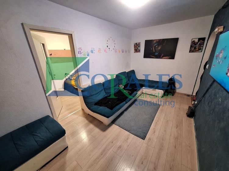 Apartament cu 3 camere nedecomandat, mobilat în Șagului
