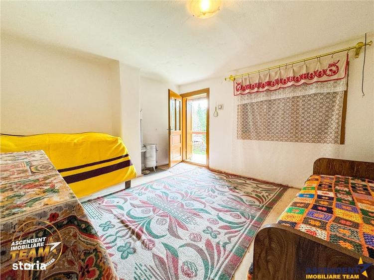 Casă cu 2 camere cu Teren 553 Mp în Sântimbru