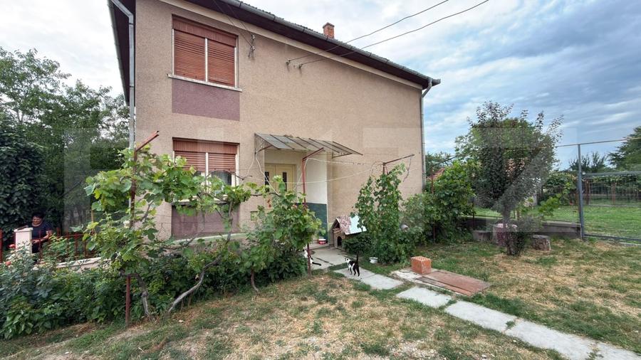 Casă individuală cu 5 camere cu Canalizare în Exterior Est