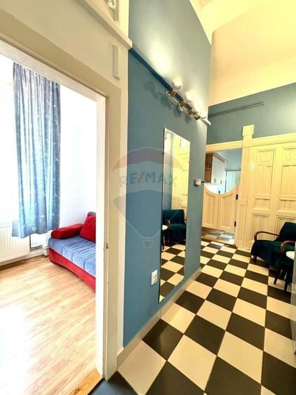 Apartament cu 2 camere decomandat, mobilat în Ultracentral