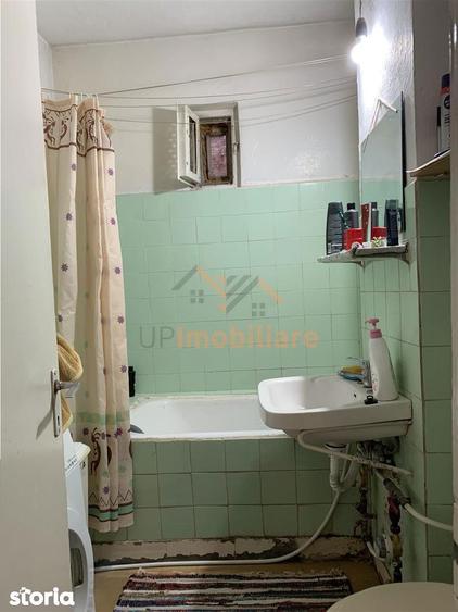 Apartament cu 2 camere decomandat în Iosia