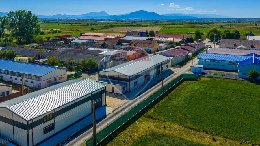 Spațiu industrial, de 580 mp, în Exterior Nord