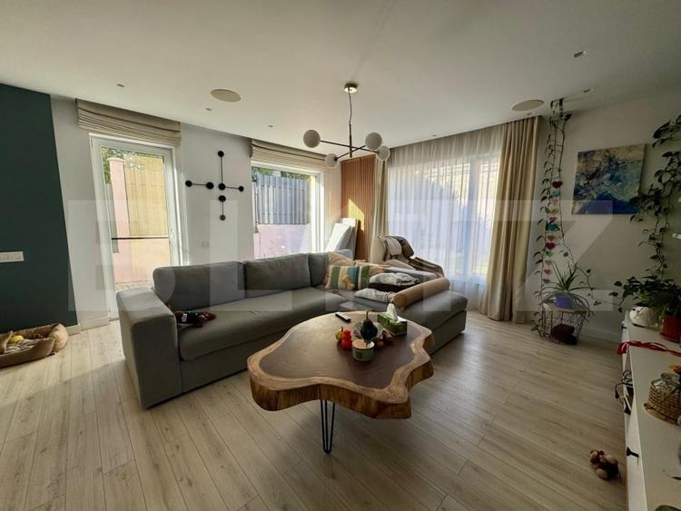 Duplex cu 4 camere cu Garaj în Iris