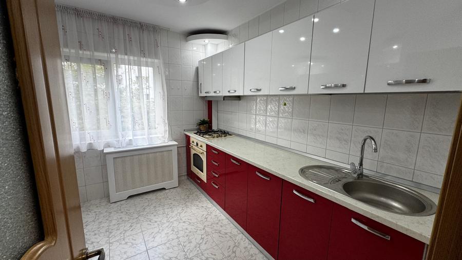 Apartament cu 2 camere decomandat în Brâncoveanu