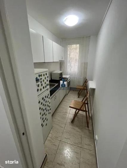 Garsonieră decomandată în Berceni