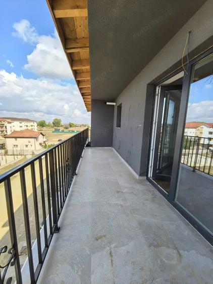 Apartament cu 2 camere decomandat în Girocului