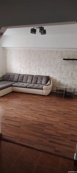 Apartament cu 4 camere decomandat în Micro 5