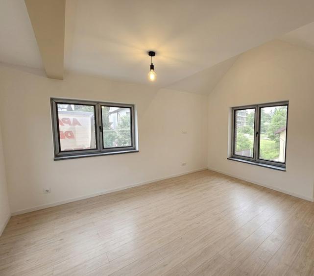 Apartament cu 2 camere de vanzare in Busteni 59,40 mp + 30 mp pod - 1