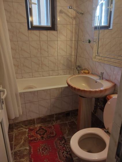 Apartament cu 2 camere decomandat în Popoveni