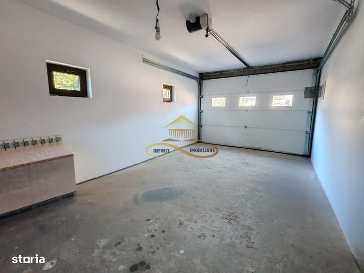 Casă cu 4 camere în Răcăciuni