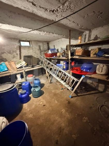 Casă individuală cu 5 camere cu Canalizare în Râșnov