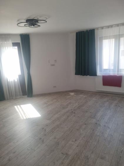 Casă în Domenii