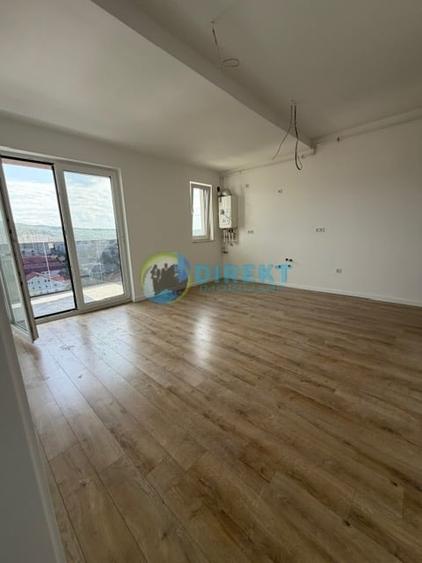 Apartament cu 3 camere decomandat în Decebal