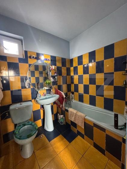 Casă individuală cu 4 camere cu Teren 900 Mp în Simeria