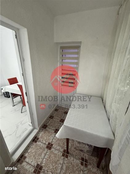 Apartament cu 2 camere decomandat în E3