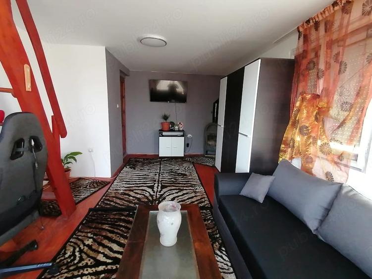 Casă cu 2 camere cu Teren 576 Mp în Central