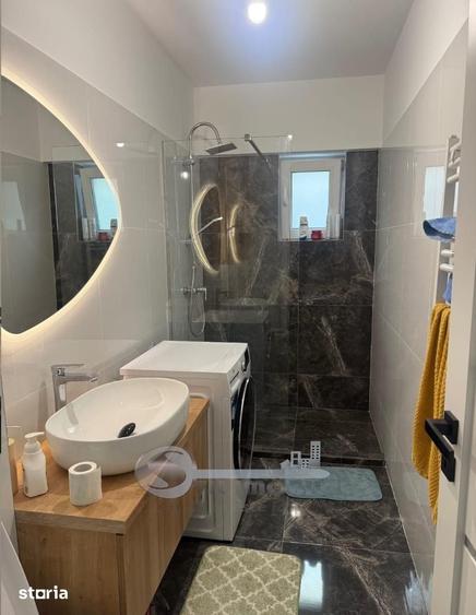 Apartament cu 3 camere în Rediu